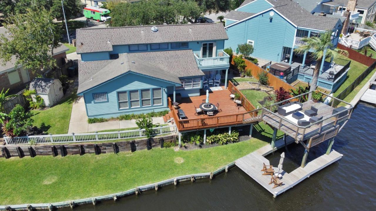 Beauty On The Water! Lake House Near The Beaches! Galveston Dış mekan fotoğraf